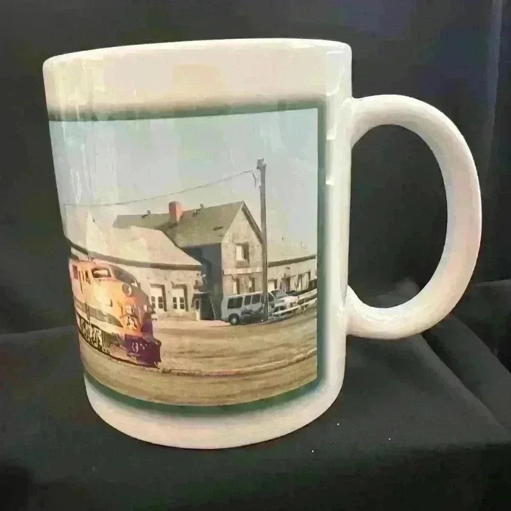 Great Northern Railway Historical Society Vintage Coffee Mug - Picture 3 of 5